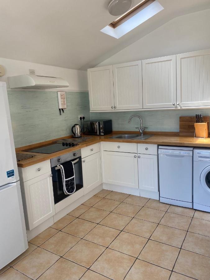 Upper Grippath Farm Holiday Cottages Νιούπορτ Εξωτερικό φωτογραφία